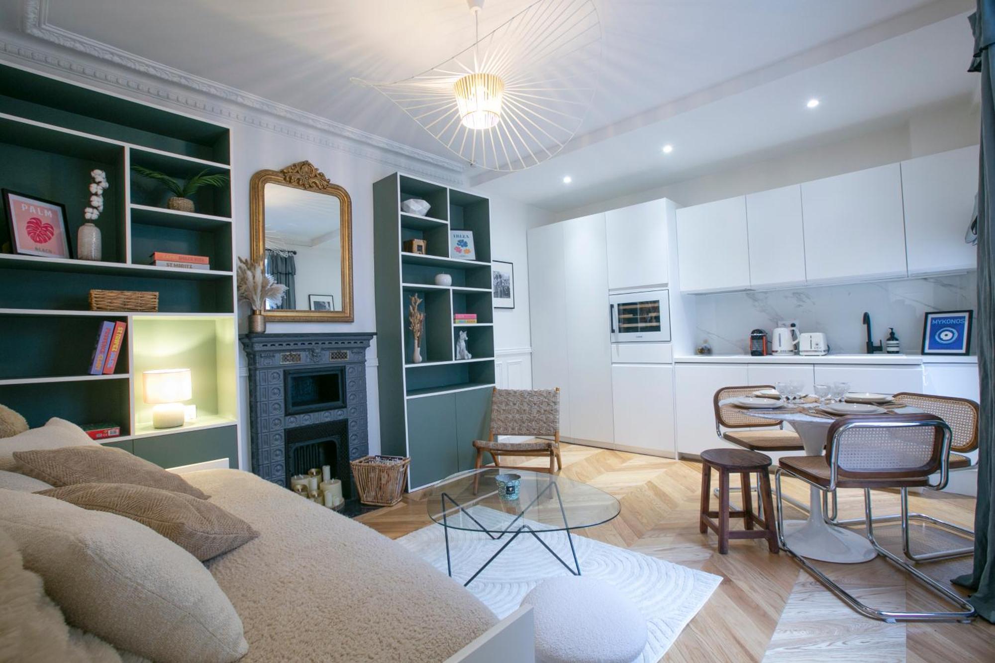 פריז Lovely Apartment Near By Eiffel Tower - V90 מראה חיצוני תמונה
